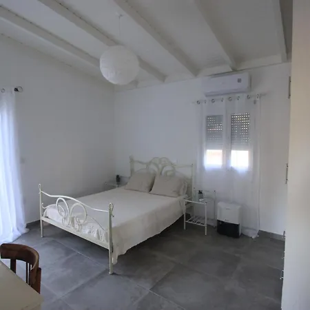 Brand New House With Garden, Next To The Beach Agios Ilias (Elis)